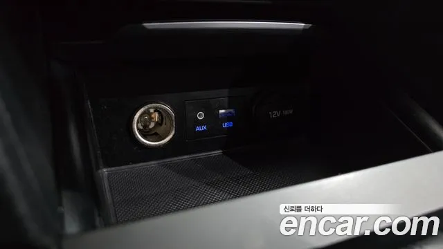 Hyundai AVANTE 2016 — фото 19
