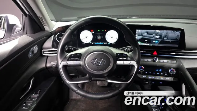 Hyundai AVANTE 2021 — фото 13