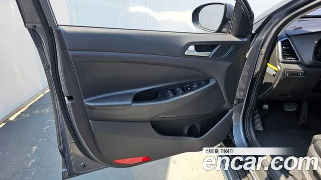 Hyundai Tucson 2017 — фото 14