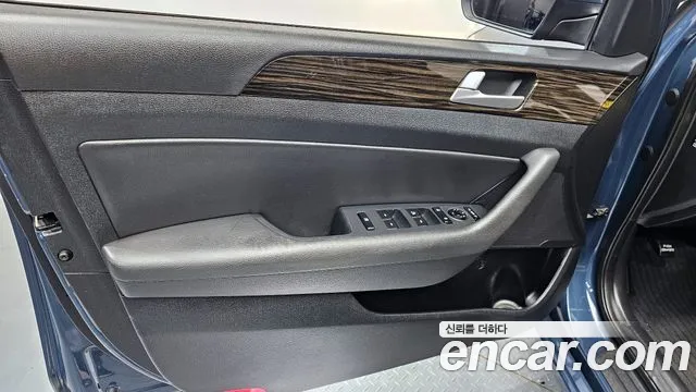 Hyundai Sonata 2016 — фото 14