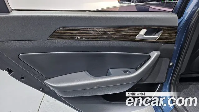 Hyundai Sonata 2016 — фото 15