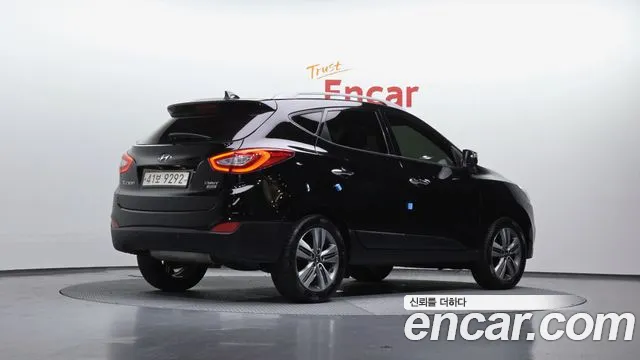 Hyundai Tucson 2015 — фото 2