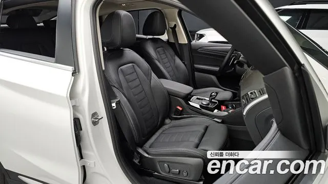 BMW X4 2025 — фото 15