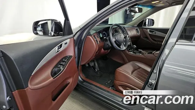 Infiniti QX50 2016 — фото 10