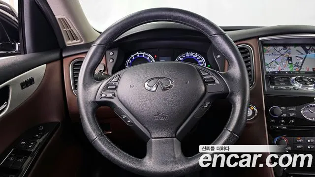 Infiniti QX50 2016 — фото 13
