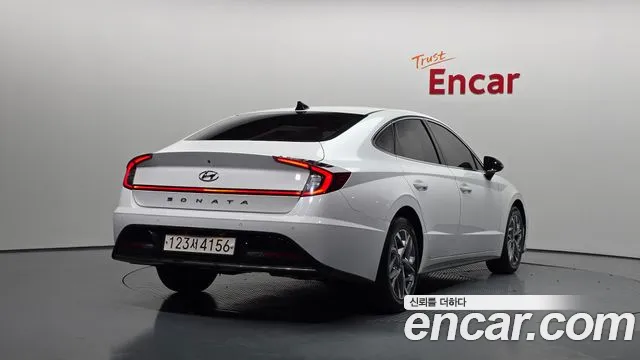 Hyundai Sonata 2022 — фото 2