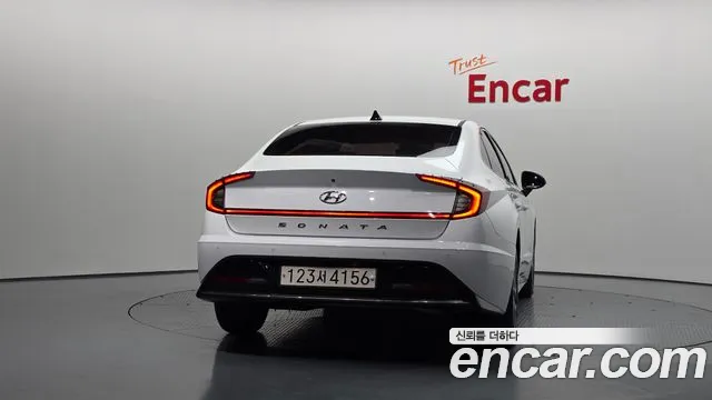 Hyundai Sonata 2022 — фото 4