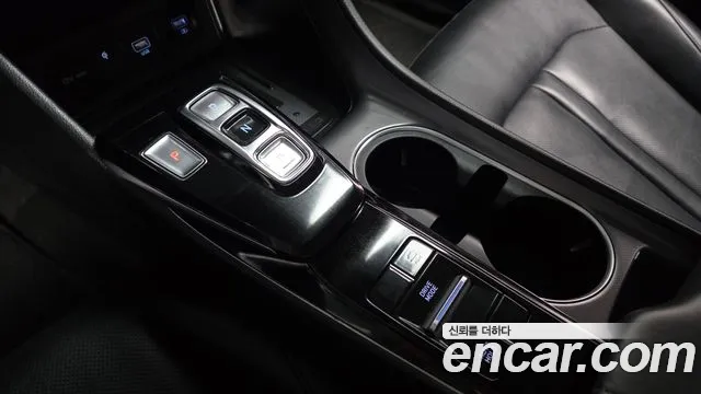 Hyundai Sonata 2022 — фото 9