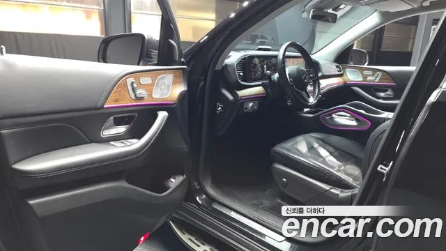 Mercedes-Benz GLE-Class 2019 — фото 10