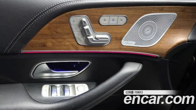 Mercedes-Benz GLE-Class 2019 — фото 17