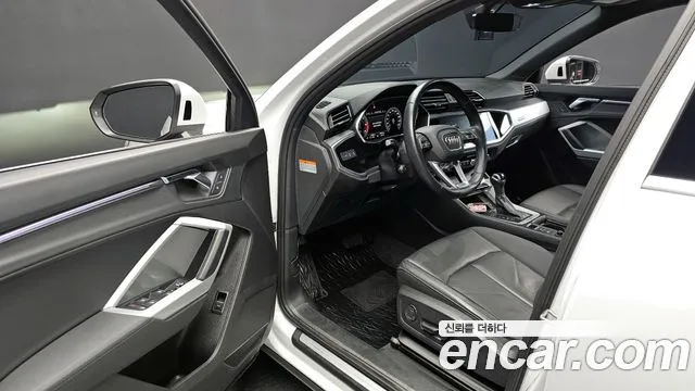 Audi Q3 2020 — фото 13