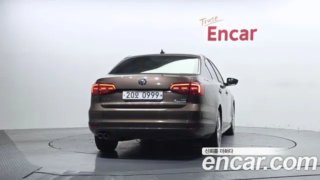 Volkswagen Jetta 2015 — фото 4