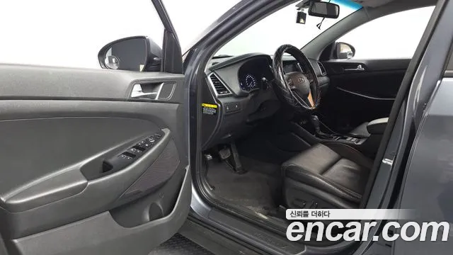 Hyundai Tucson 2017 — фото 10