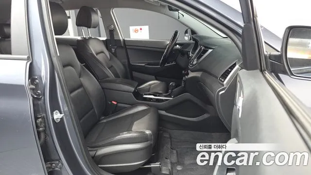 Hyundai Tucson 2017 — фото 11
