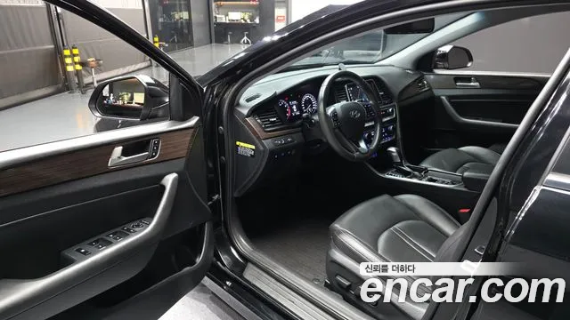 Hyundai Sonata 2018 — фото 13