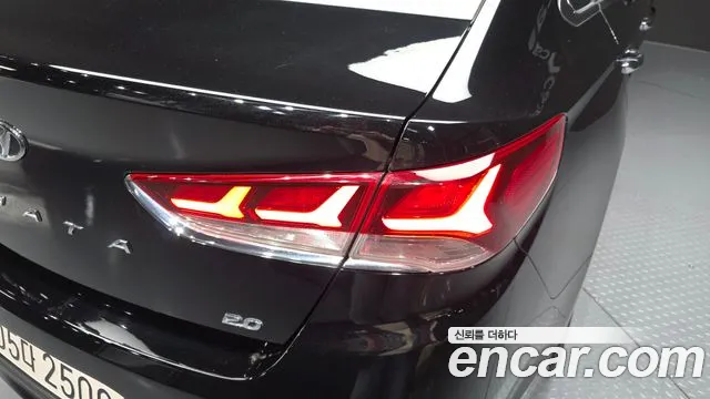 Hyundai Sonata 2018 — фото 9