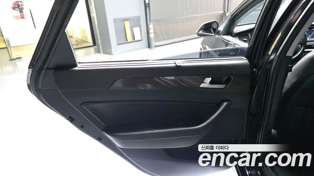Hyundai Sonata 2018 — фото 15