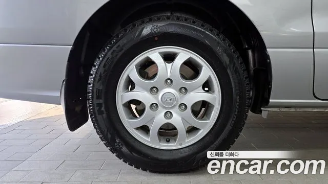 Hyundai Starex 2015 — фото 5
