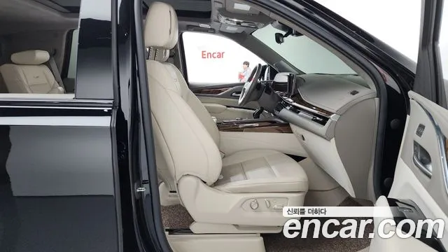 Cadillac Escalade 2022 — фото 16