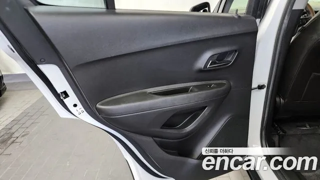 ChevroletGMDaewoo Trax 2017 — фото 15