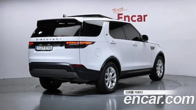 Land Rover Discovery 2020 — фото 2