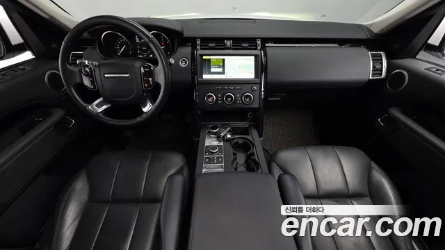 Land Rover Discovery 2020 — фото 10