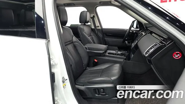 Land Rover Discovery 2020 — фото 17
