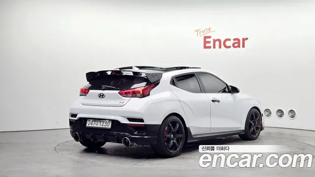 Hyundai Veloster 2019 — фото 2
