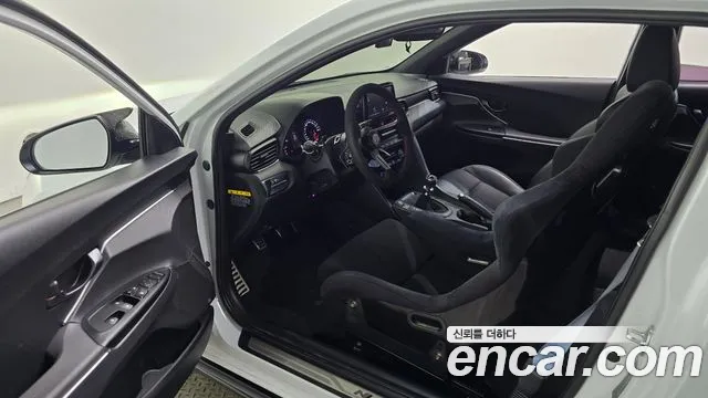Hyundai Veloster 2019 — фото 10