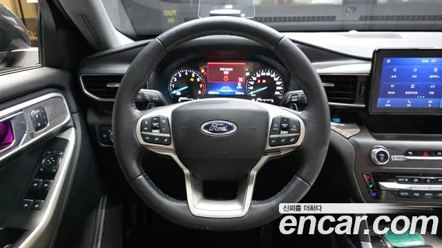 Ford Explorer 2020 — фото 19