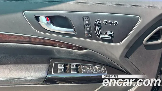 Kia K9 2018 — фото 10