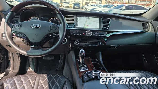Kia K9 2018 — фото 17