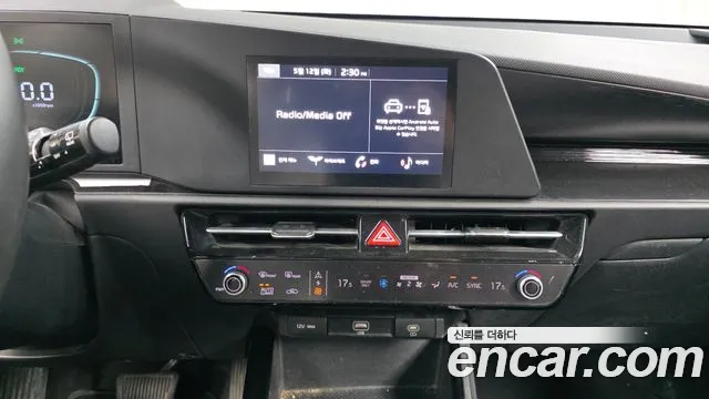 Kia Niro 2022 — фото 20