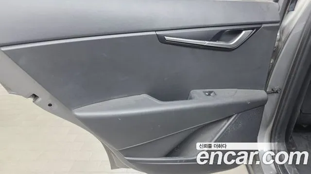Kia Niro 2022 — фото 15