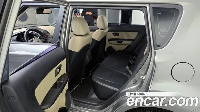 Kia Soul 2010 — фото 11