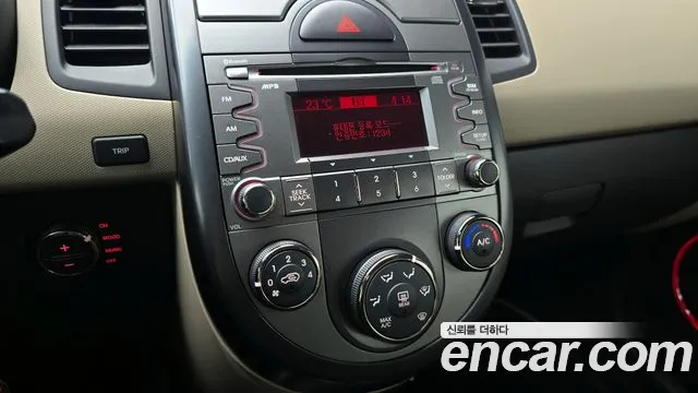 Kia Soul 2010 — фото 16