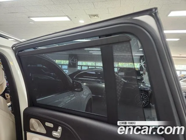 Mercedes-Benz GLS-Class 2025 — фото 14