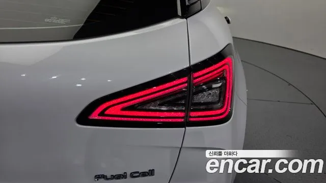 Hyundai Nexo 2023 — фото 9