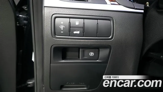 Hyundai Genesis 2016 — фото 17