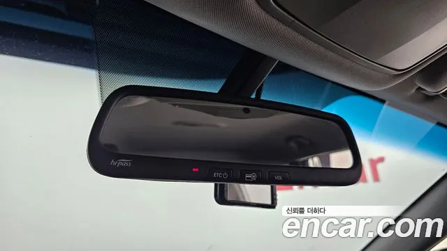 Hyundai Santafe 2017 — фото 18
