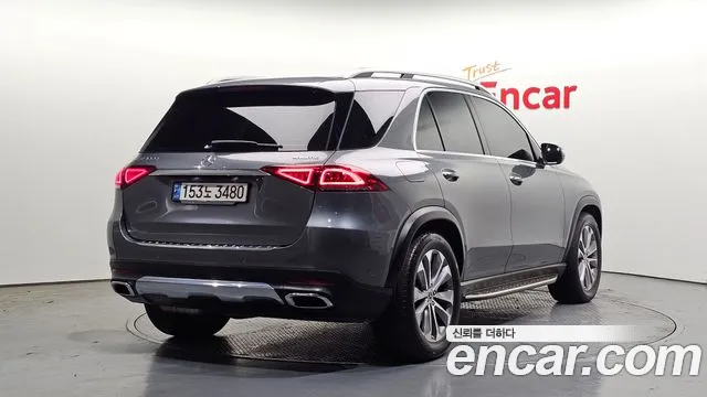 Mercedes-Benz GLE-Class 2021 — фото 2