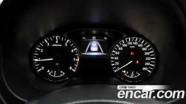 Nissan Altima 2018 — фото 11