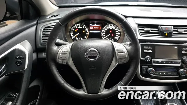 Nissan Altima 2018 — фото 19