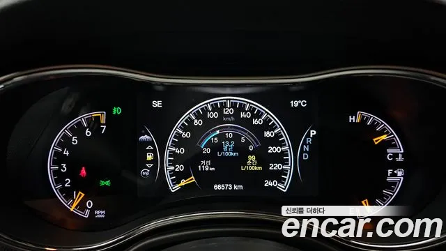 Jeep Cherokee 2018 — фото 11
