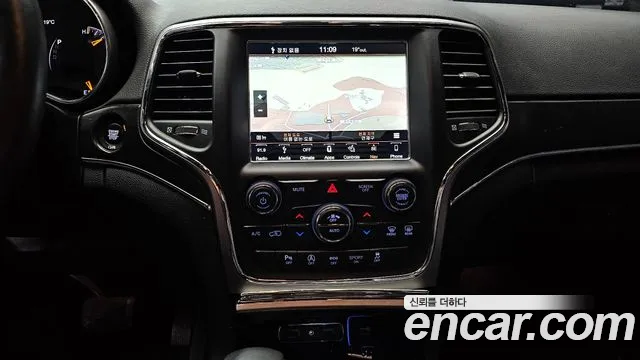 Jeep Cherokee 2018 — фото 20