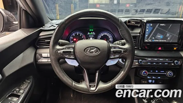 Hyundai Veloster 2019 — фото 19