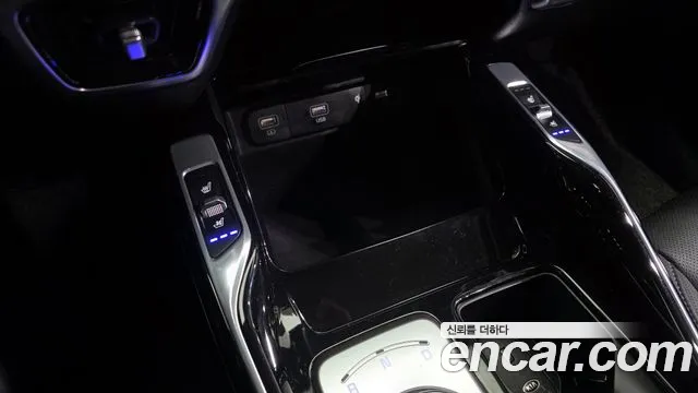 Kia Sorento 2021 — фото 18