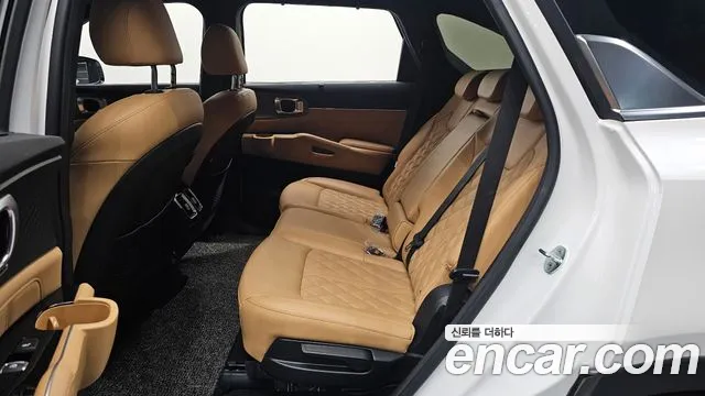 Kia Sorento 2021 — фото 12