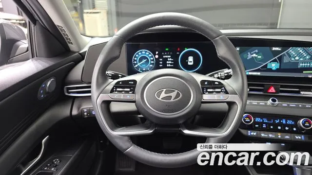 Hyundai AVANTE 2025 — фото 13