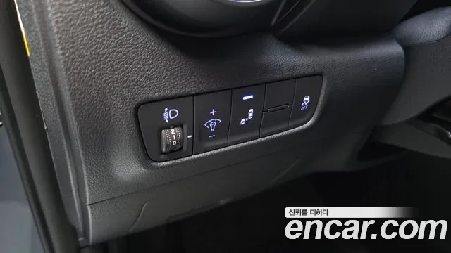Hyundai Kona 2018 — фото 18